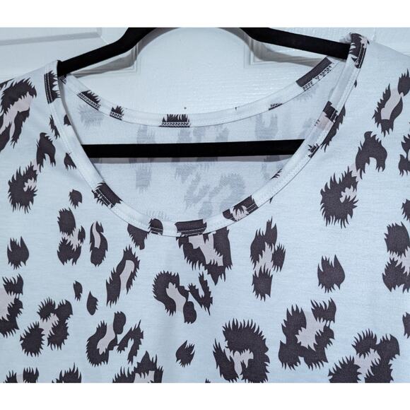 Women's Leopard Print Long Sleeve Top & Drawstring Short Set 2pc Loungewear Sz S - Picture 14 of 15